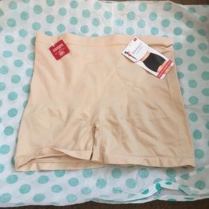 NWT Skinny Girl Shaping Shorts XL